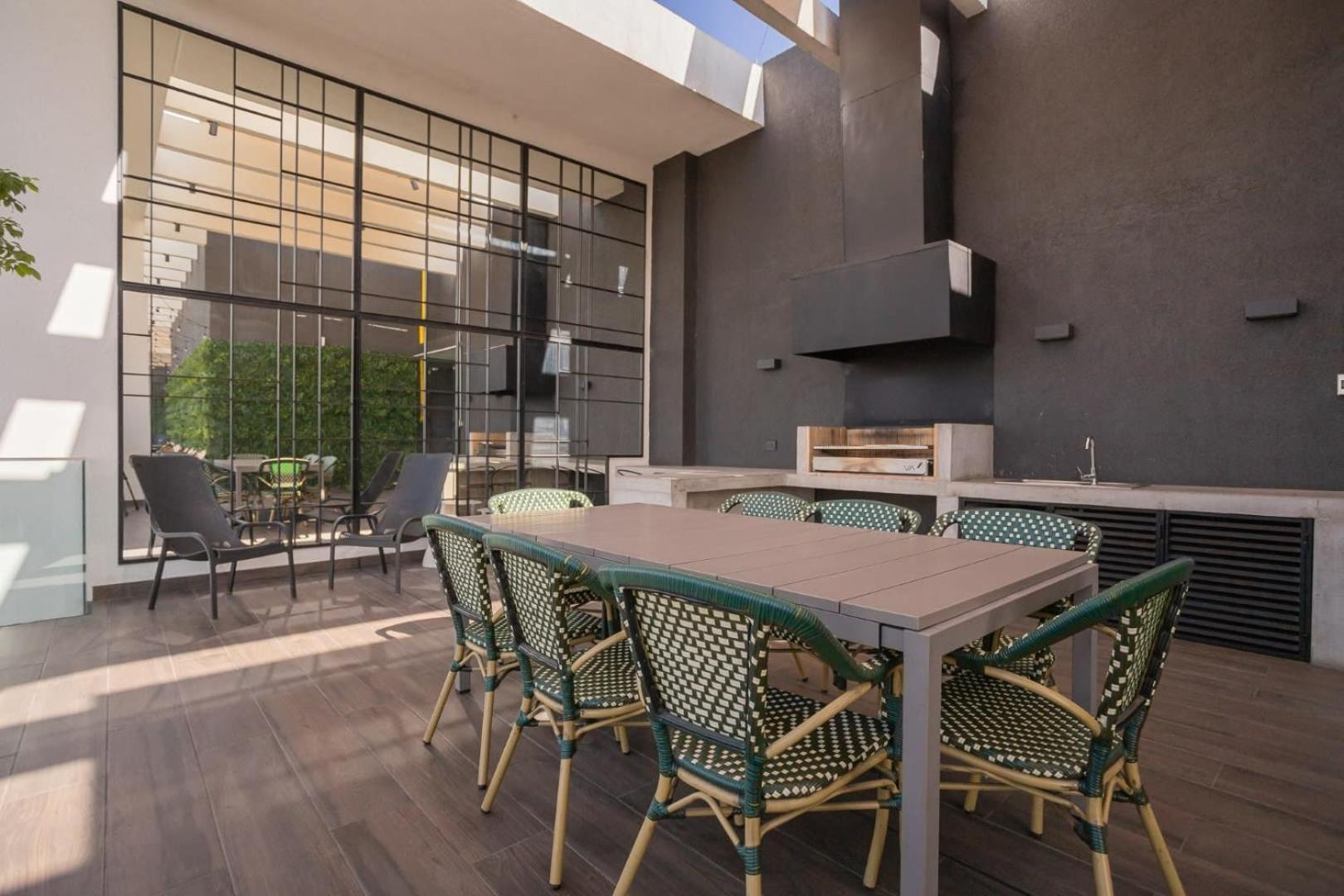 Apartamento Refinado Deparamento En Sector El Golf Santiago de Chile